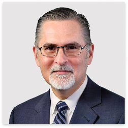Kris Hugdahl Headshot